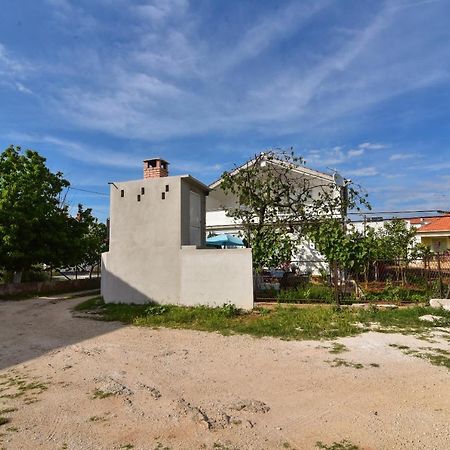 Nena Apartment Sukosan Bagian luar foto