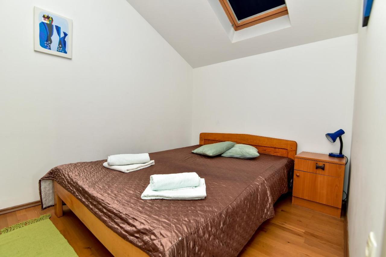 Nena Apartment Sukosan Bagian luar foto