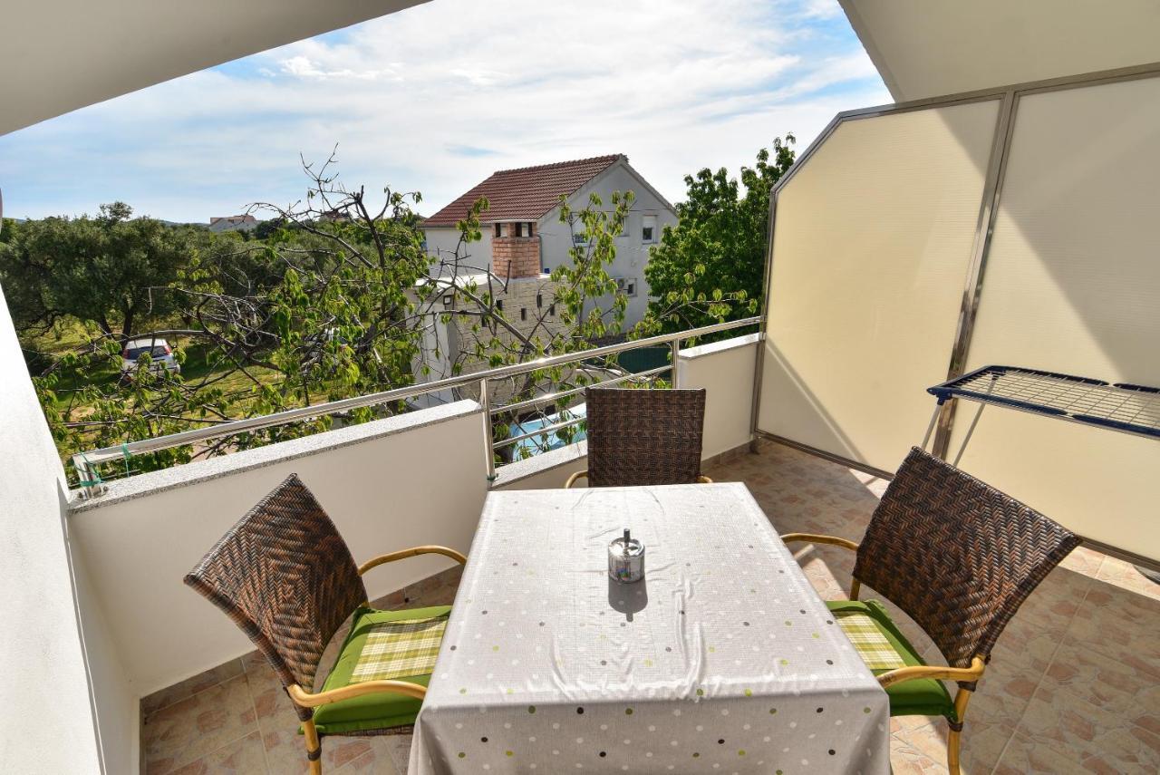 Nena Apartment Sukosan Bagian luar foto