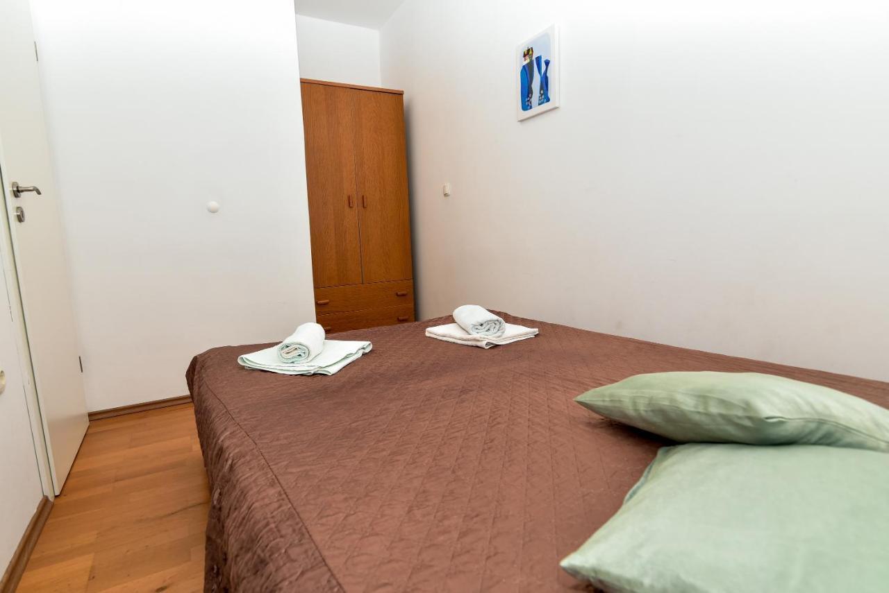 Nena Apartment Sukosan Bagian luar foto